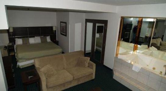 Niagara Plaza Hotel By Fairbridge Екстер'єр фото
